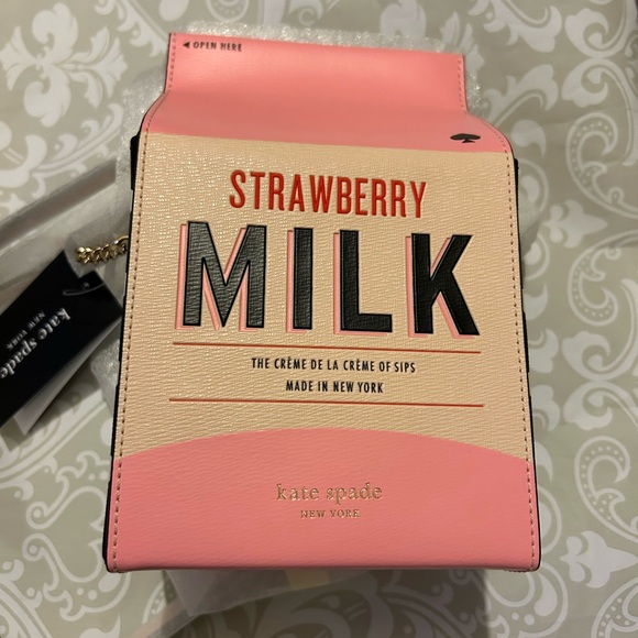 đźŤSOLD Kate Spade🍓Strawberry Milk Carton Printed Crossbody Novelty New Holiday - Picture 4 of 4